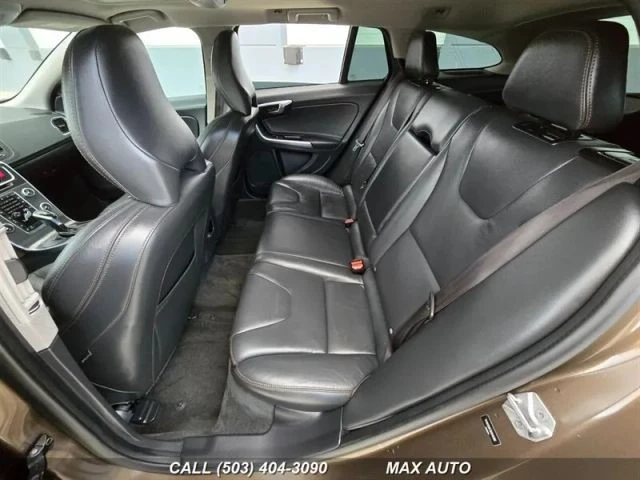 2016 Volvo V60 1st Gen - Image 15 of 21