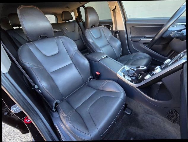 2016 Volvo V60 1st Gen - Image 21 of 31