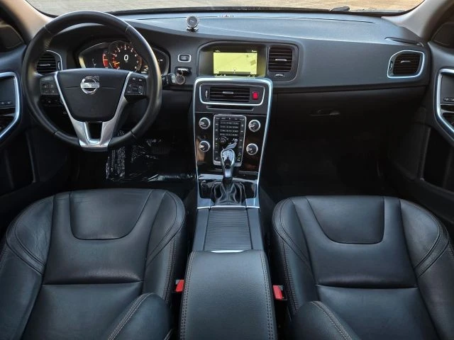 2016 Volvo V60 1st Gen - Image 24 of 31