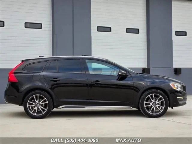 2016 Volvo V60 1st Gen - Image 9 of 21
