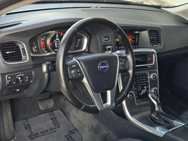 2016 Volvo V60 1st Gen - Image 11 of 31