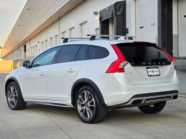 2016 Volvo V60 1st Gen - Image 6 of 31