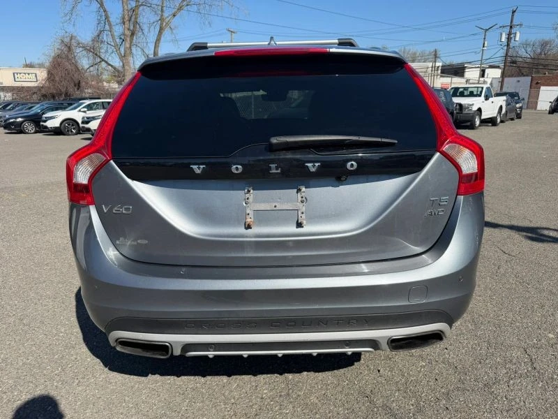 2016 Volvo V60 1st Gen - Image 6 of 12