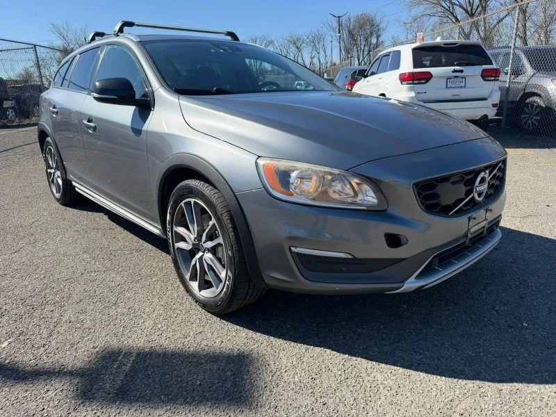 2016 Volvo V60 1st Gen - Image 3 of 12
