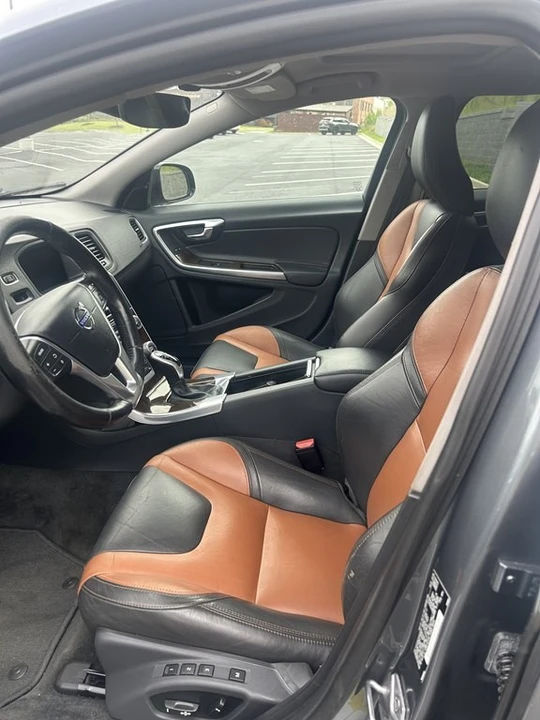 2016 Volvo V60 1st Gen - Image 7 of 15