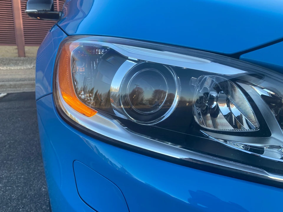 2016 Volvo V60 1st Gen - Image 17 of 31