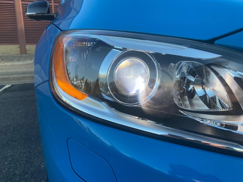 2016 Volvo V60 1st Gen - Image 16 of 31