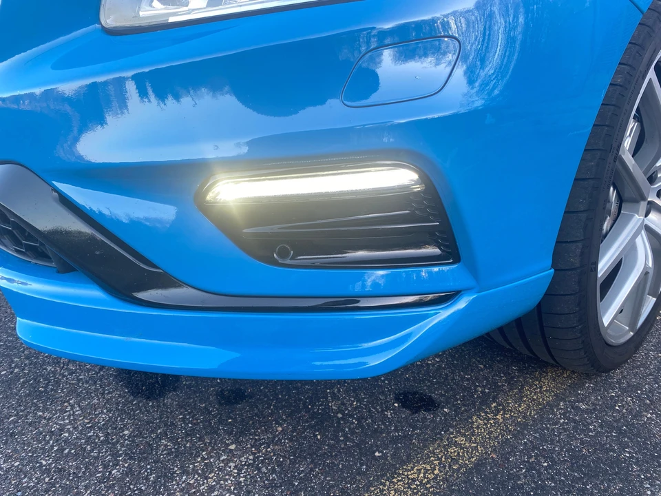2016 Volvo V60 1st Gen - Image 22 of 31