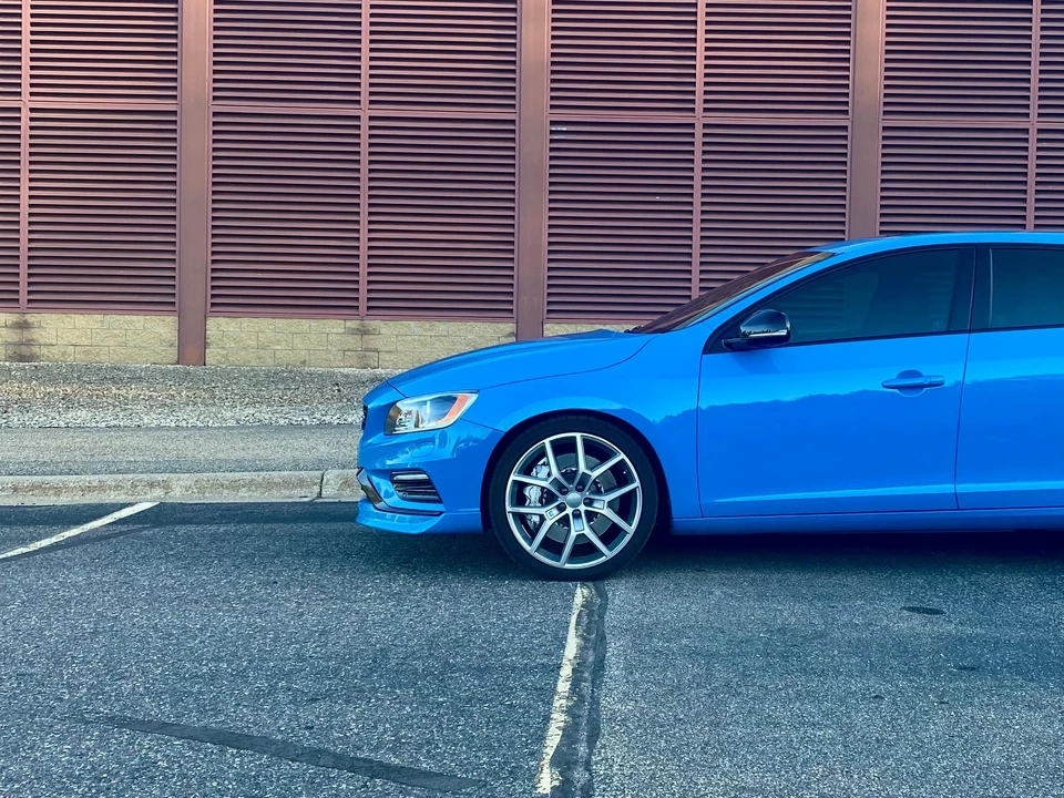 2016 Volvo V60 1st Gen - Image 23 of 31