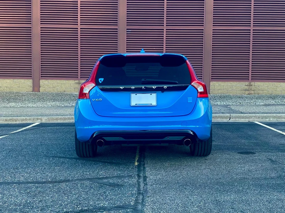 2016 Volvo V60 1st Gen - Image 12 of 31