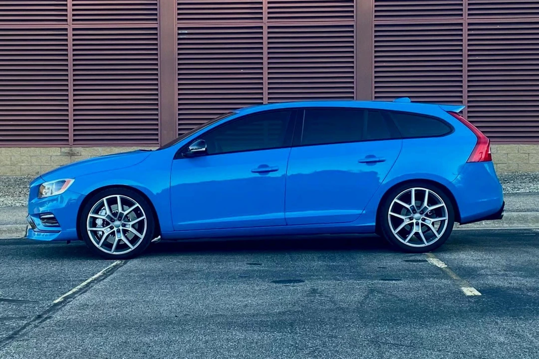 2016 Volvo V60 1st Gen - Image 3 of 31