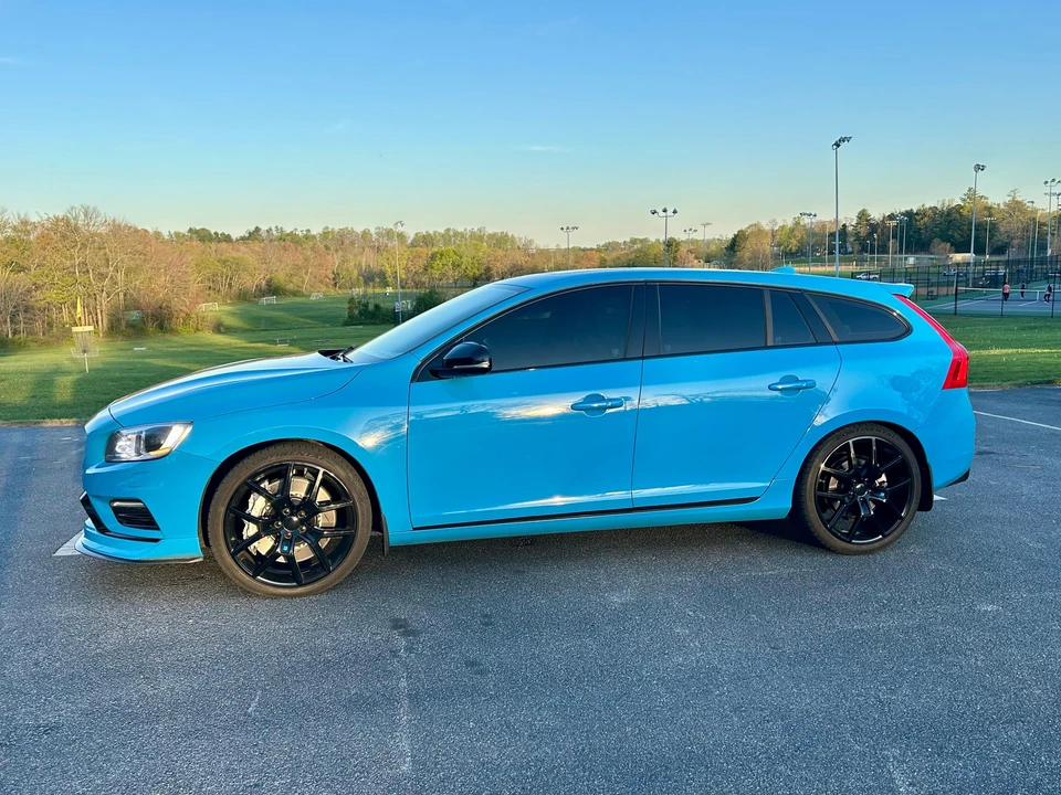 2016 Volvo V60 1st Gen - Image 10 of 31