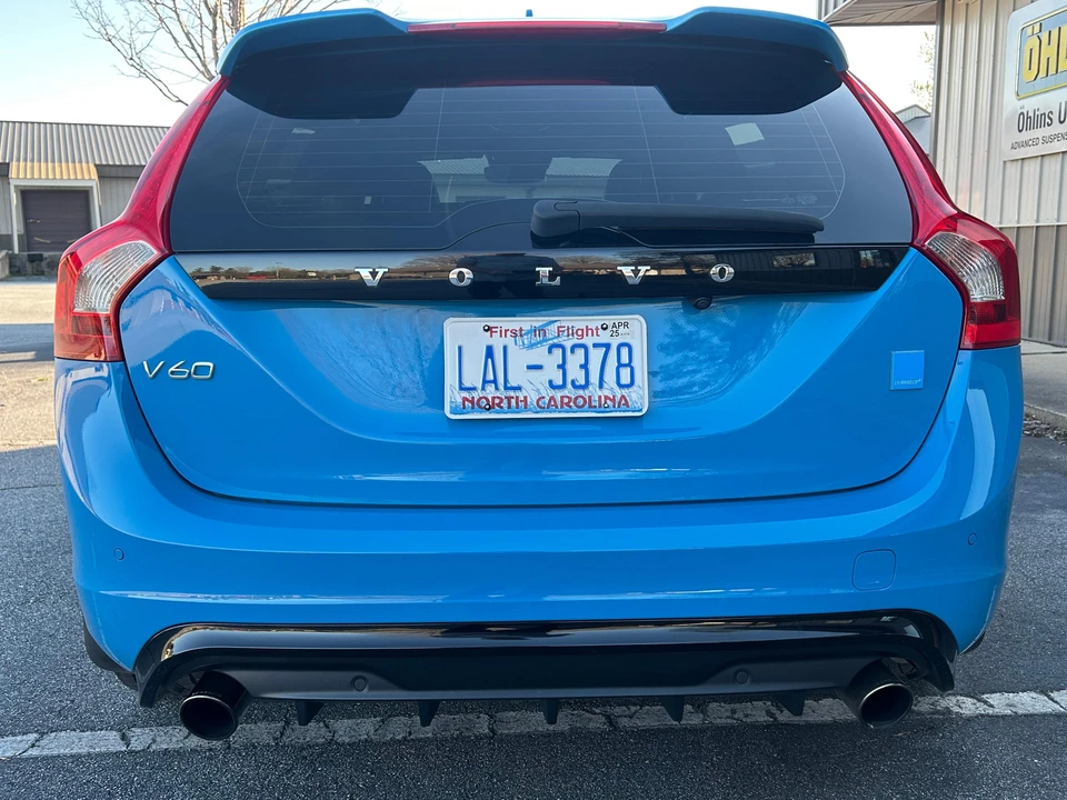 2016 Volvo V60 1st Gen - Image 28 of 31