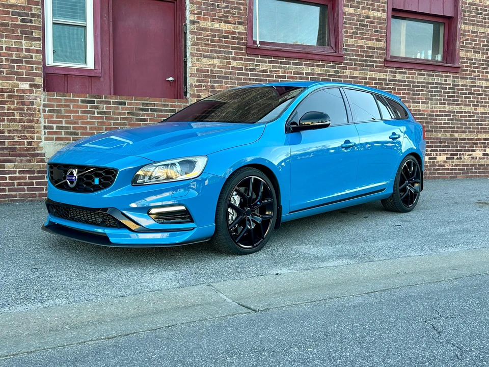 2016 Volvo V60 1st Gen - Image 22 of 31