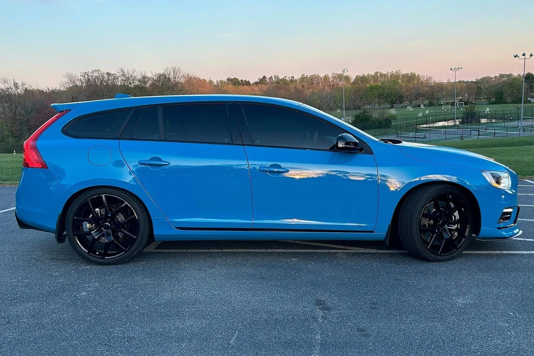 2016 Volvo V60 1st Gen - Image 3 of 31