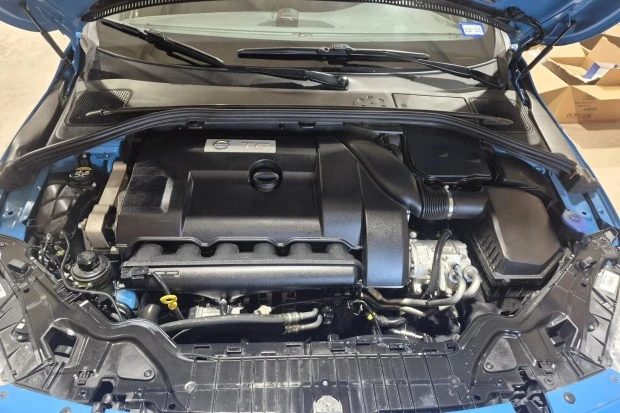 2016 Volvo V60 1st Gen - Image 6 of 7