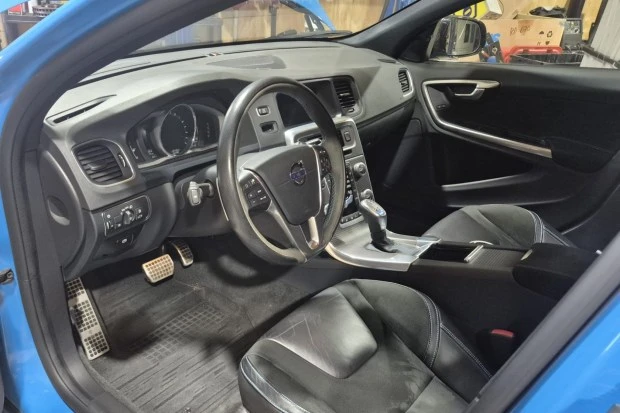 2016 Volvo V60 1st Gen - Image 5 of 7