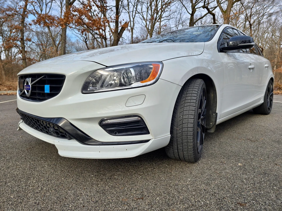 2016 Volvo V60 1st Gen - Image 7 of 31