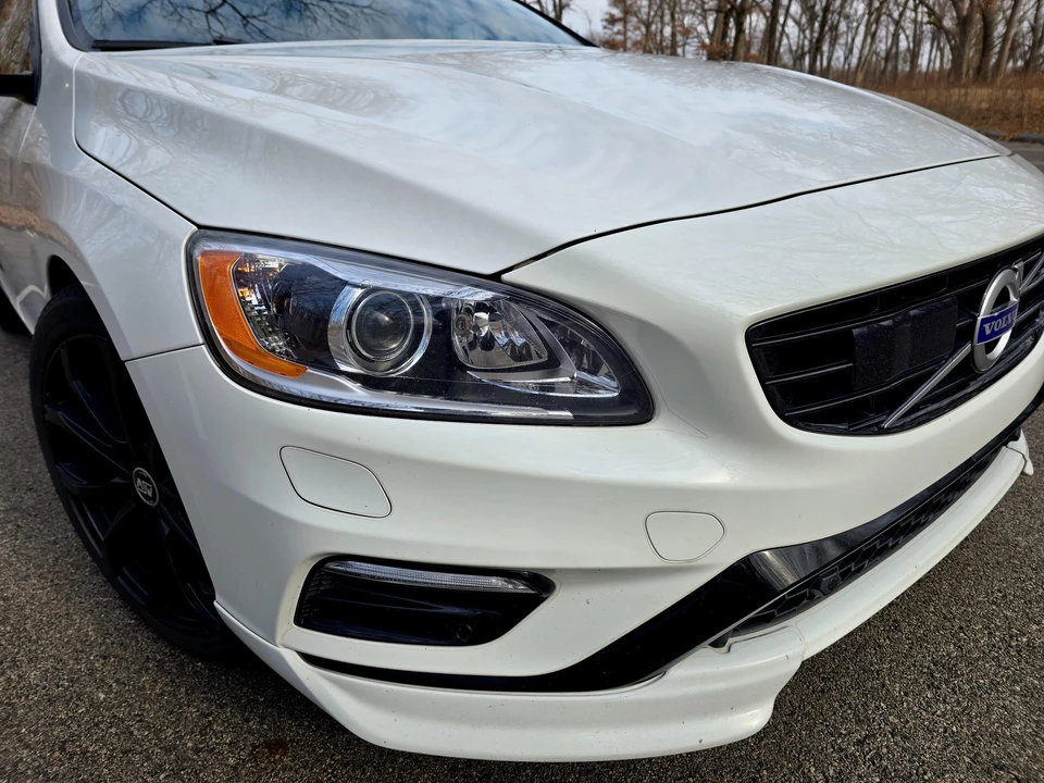 2016 Volvo V60 1st Gen - Image 16 of 31
