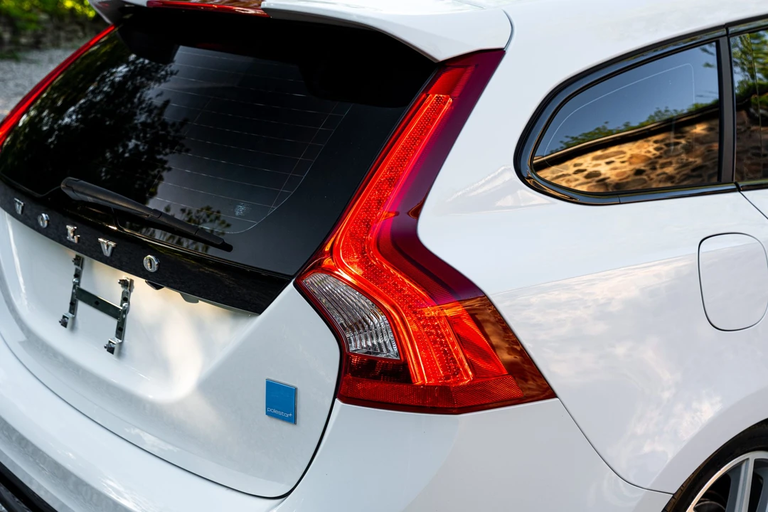 2016 Volvo V60 1st Gen - Image 22 of 31