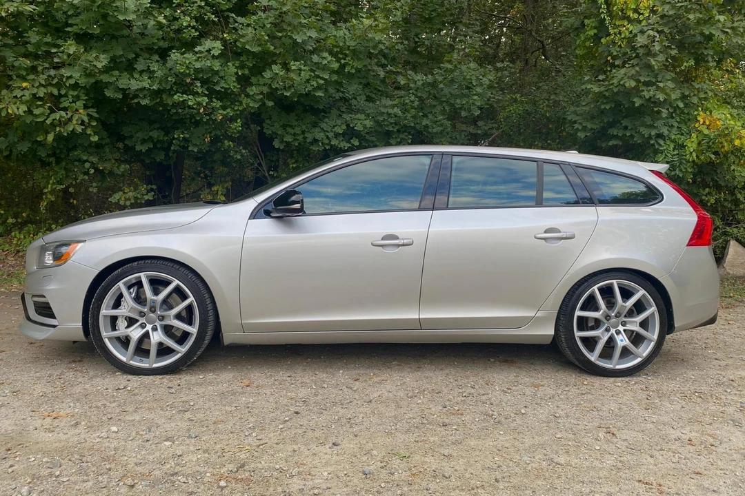 2016 Volvo V60 1st Gen - Image 3 of 15