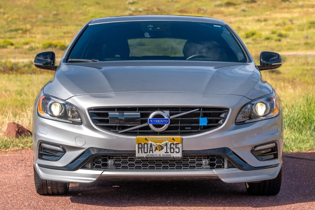 2016 Volvo V60 1st Gen - Image 2 of 31