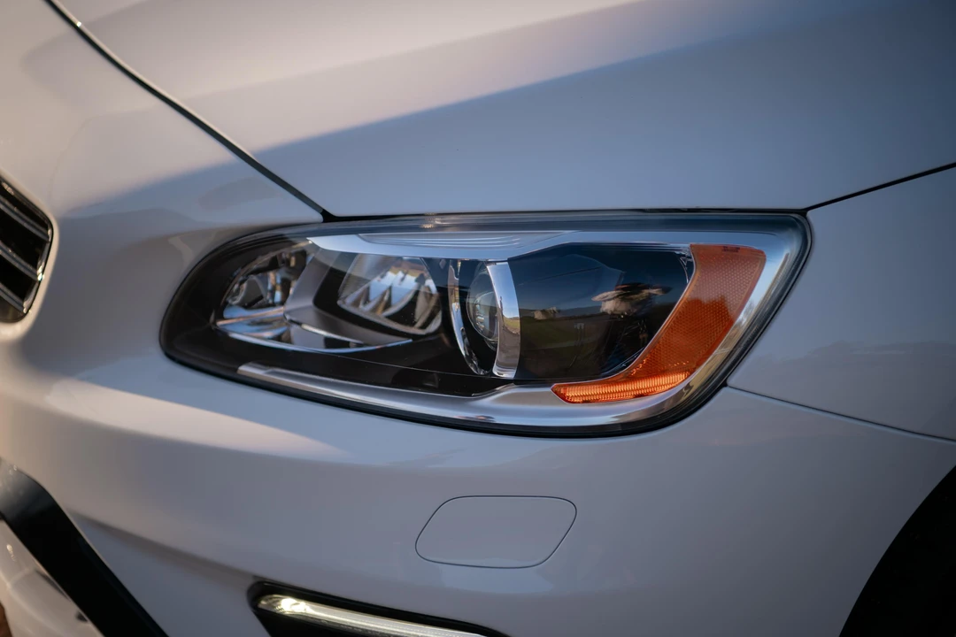 2016 Volvo V60 1st Gen - Image 20 of 31