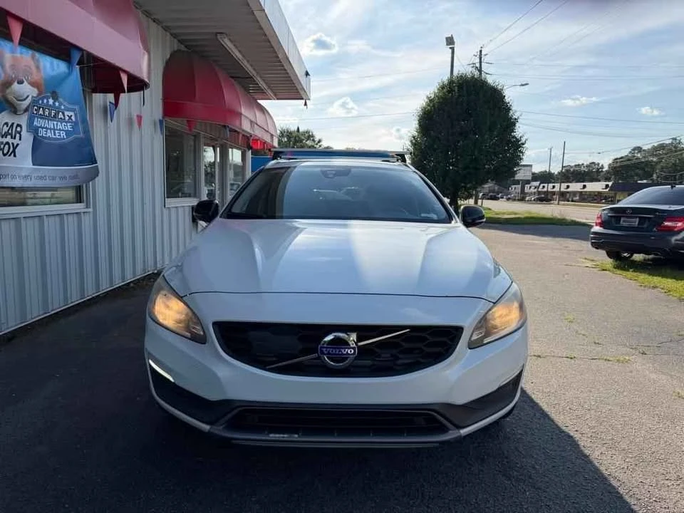 2016 Volvo V60 1st Gen - Image 2 of 16