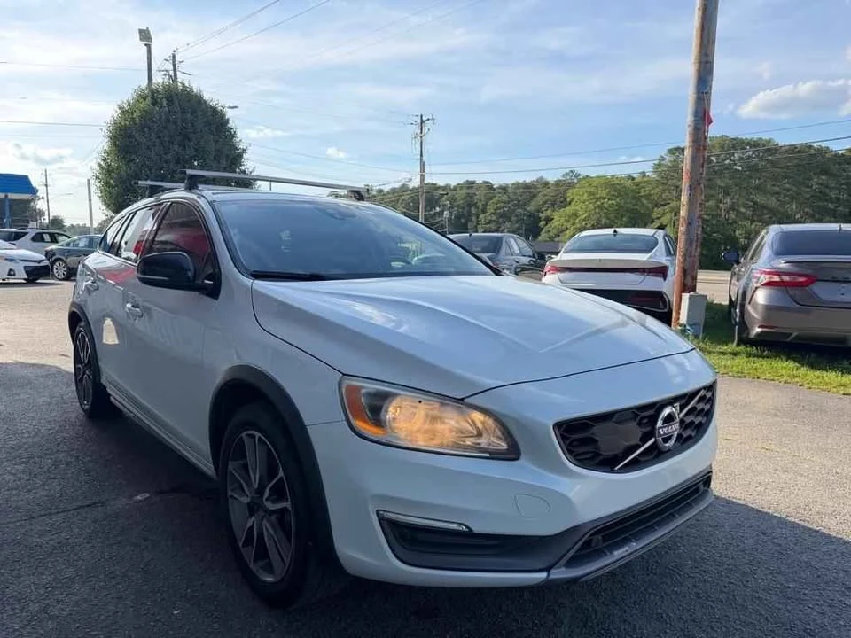 2016 Volvo V60 1st Gen - Image 3 of 16