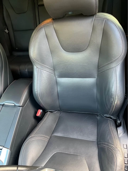 2016 Volvo V60 1st Gen - Image 11 of 16