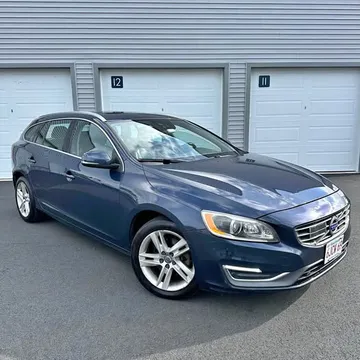 2016 Volvo V60 T5 Drive-E Platinum Wagon