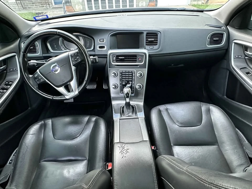 2016 Volvo V60 1st Gen - Image 6 of 13