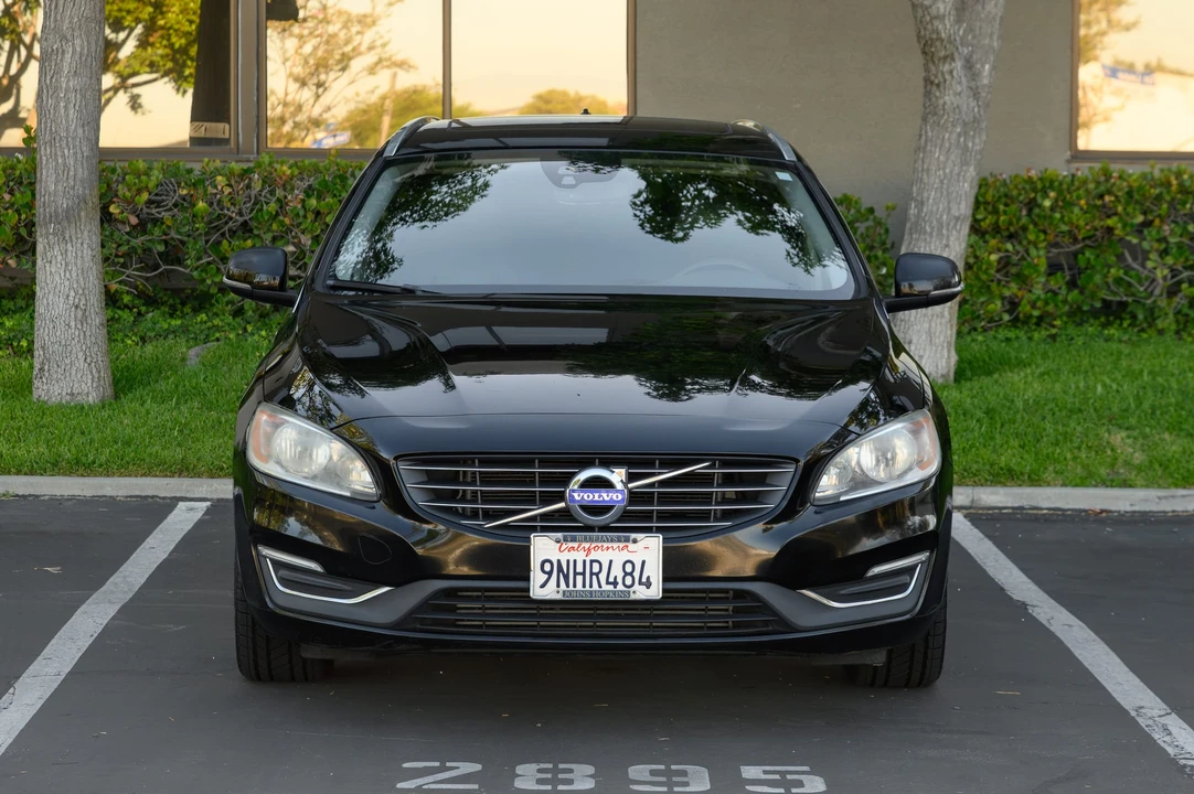 2016 Volvo V60 1st Gen - Image 5 of 31