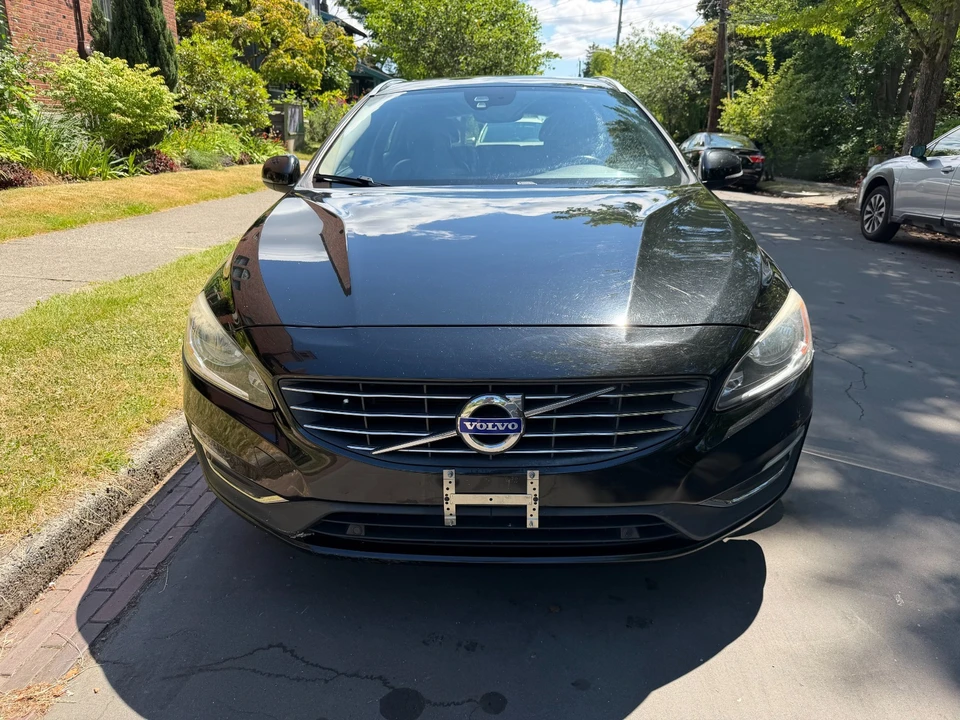2016 Volvo V60 1st Gen - Image 5 of 13