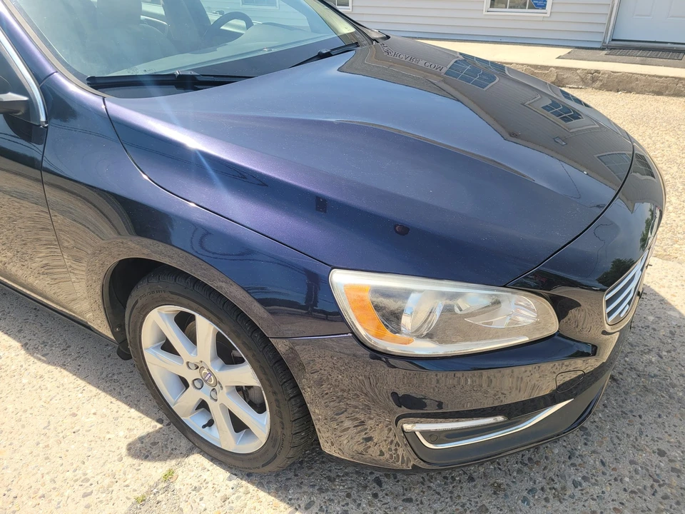 2016 Volvo V60 1st Gen - Image 13 of 31