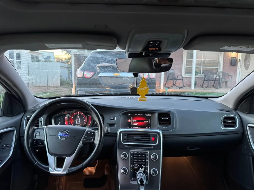 2016 Volvo V60 1st Gen - Image 6 of 8