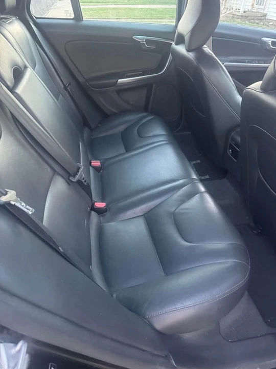 2016 Volvo V60 1st Gen - Image 8 of 8