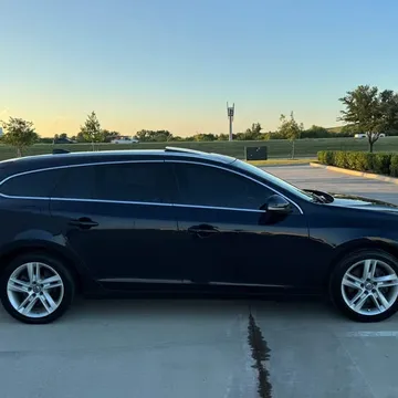 2016 Volvo V60 T5 Premier Wagon 4D