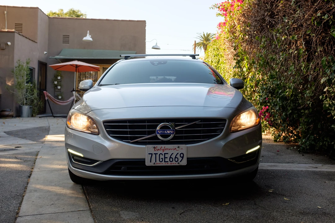 2016 Volvo V60 1st Gen - Image 6 of 31