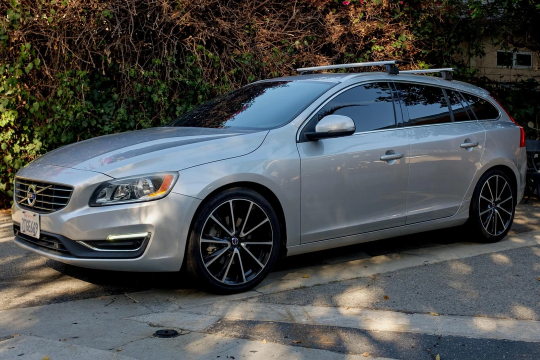 2016 Volvo V60 1st Gen - Image 3 of 31