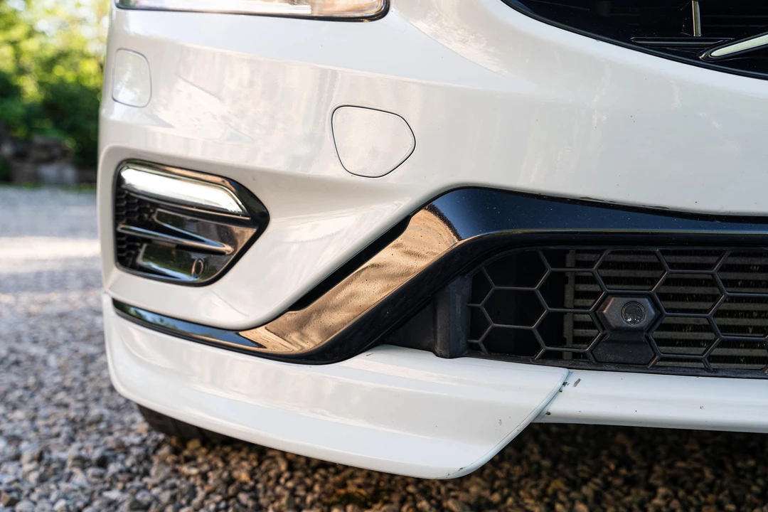 2016 Volvo V60 1st Gen - Image 11 of 31
