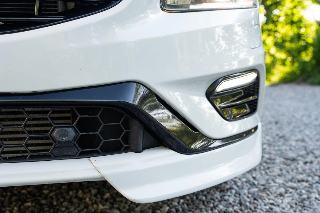 2016 Volvo V60 1st Gen - Image 16 of 31