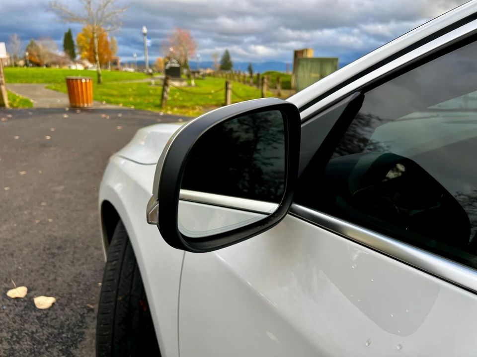 2016 Volvo V60 1st Gen - Image 23 of 31