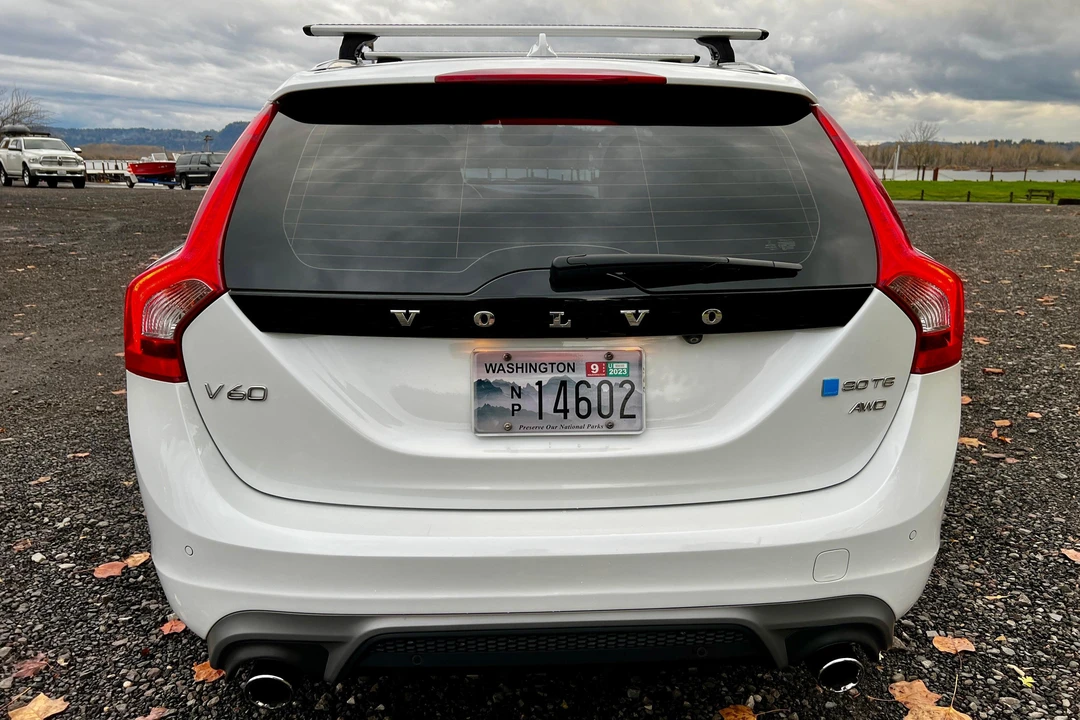 2016 Volvo V60 1st Gen - Image 5 of 31