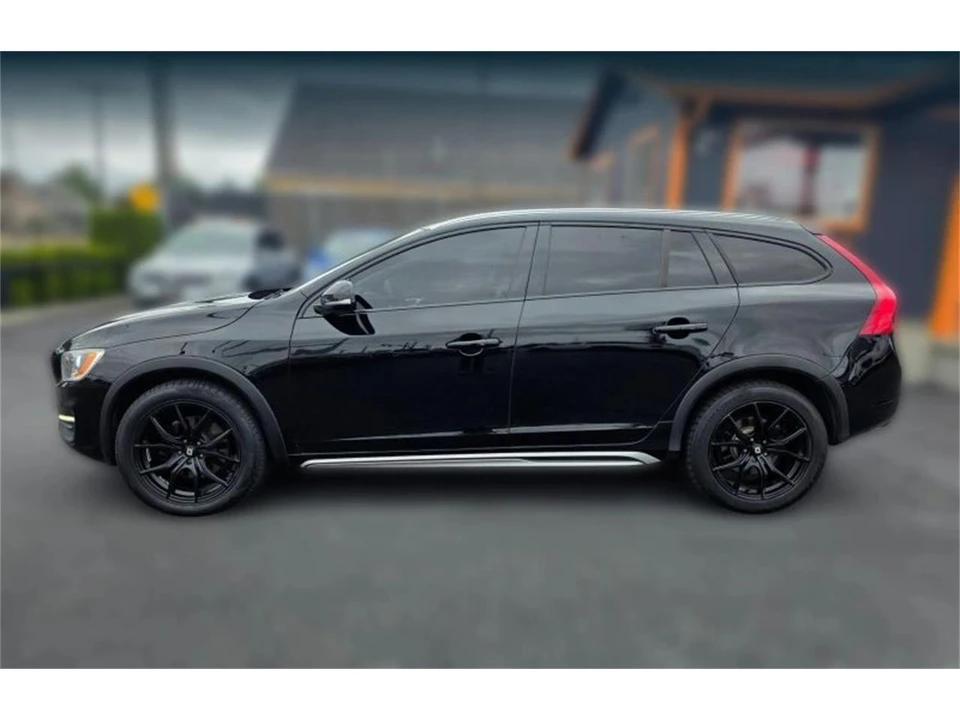 2016 Volvo V60 1st Gen - Image 2 of 20