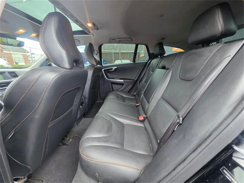 2016 Volvo V60 1st Gen - Image 10 of 20