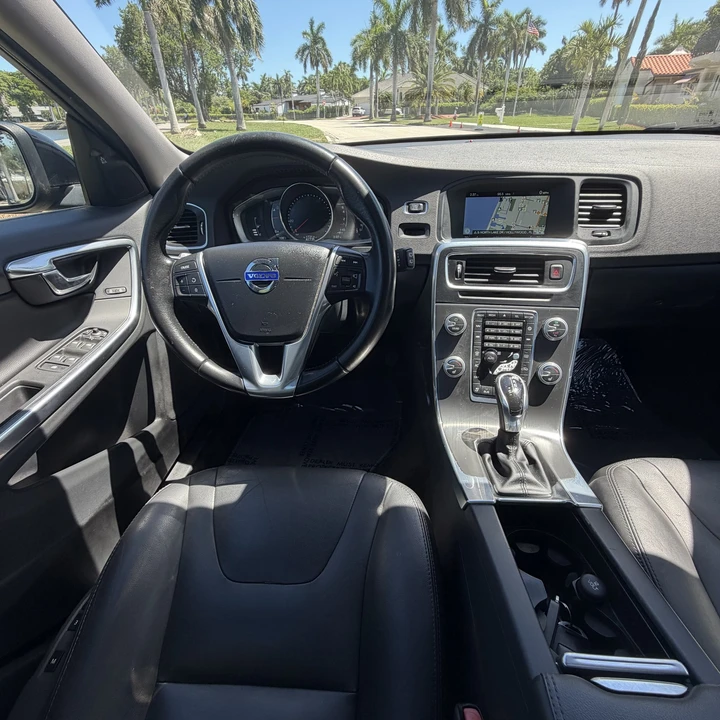 2016 Volvo V70 3rd Gen - Image 20 of 31