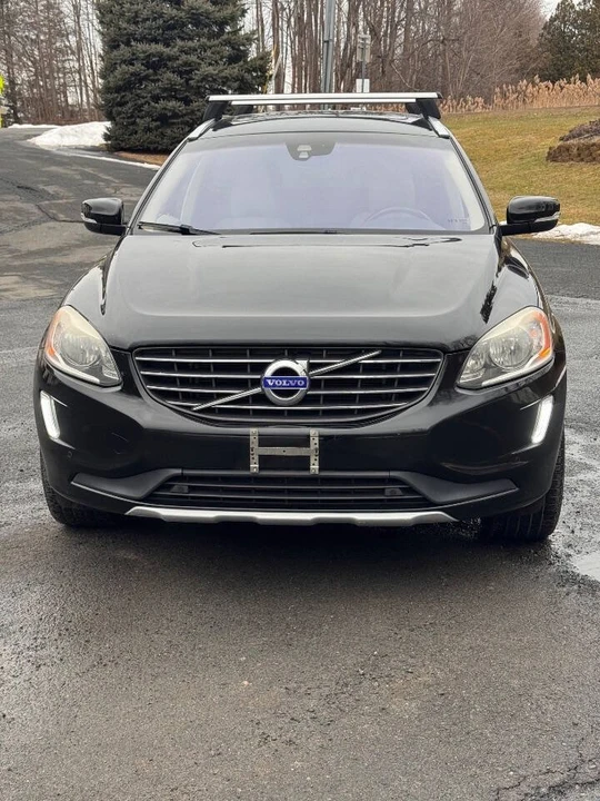 2016 Volvo XC60 1st Gen - Image 2 of 20