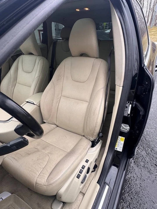 2016 Volvo XC60 1st Gen - Image 13 of 20