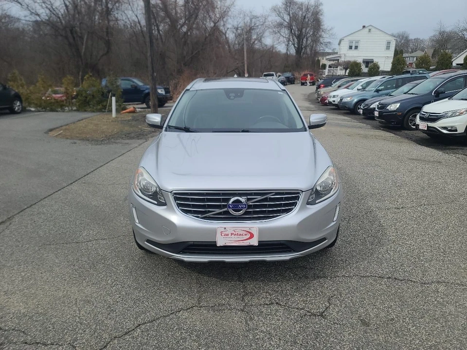 2016 Volvo XC60 1st Gen - Image 2 of 20